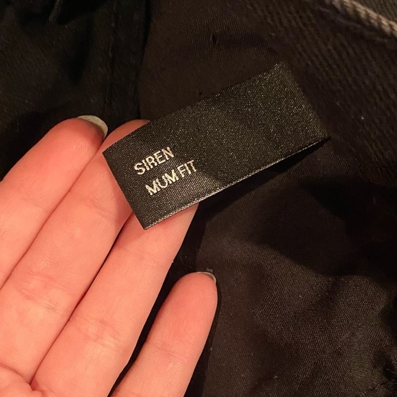 Free People Neon Blonde Black Siren Mom Fit High Rise Distressed Jeans 26 - Picture 9 of 16